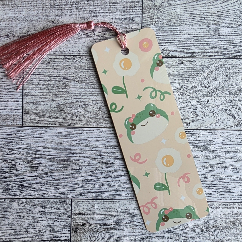 🐸 Cute Frog & Flowers Metal Bookmark – Kawaii Gift for Readers & Stationery Fan